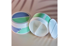 Image A sample of Quadpack's Duetto Jar for cosmetic products with two chambers.